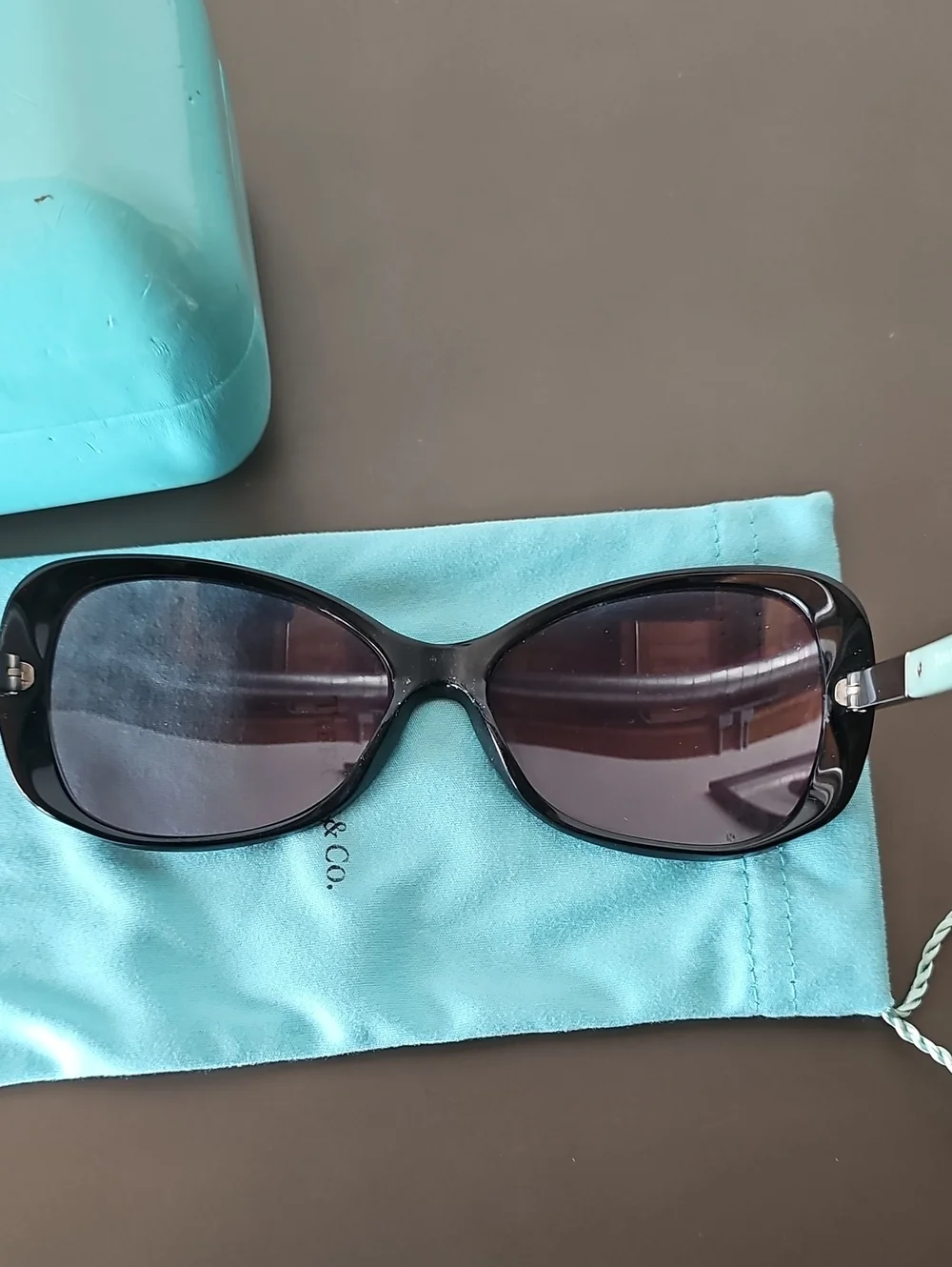 Tiffany & Co. Oversized Black Sunglasses w Tiffany Blue Arms Case and Pouch 4032